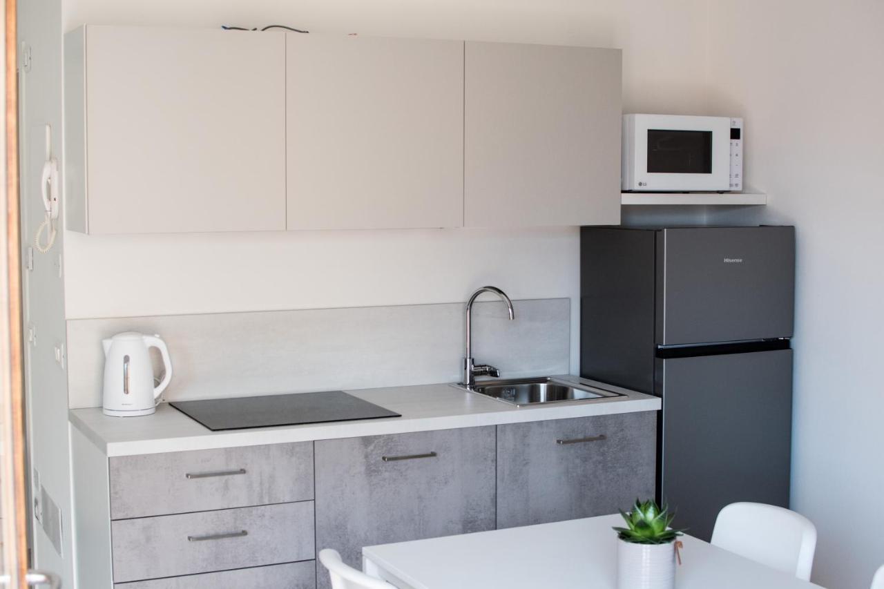 Ca Rita Apartments Малчезине Екстериор снимка