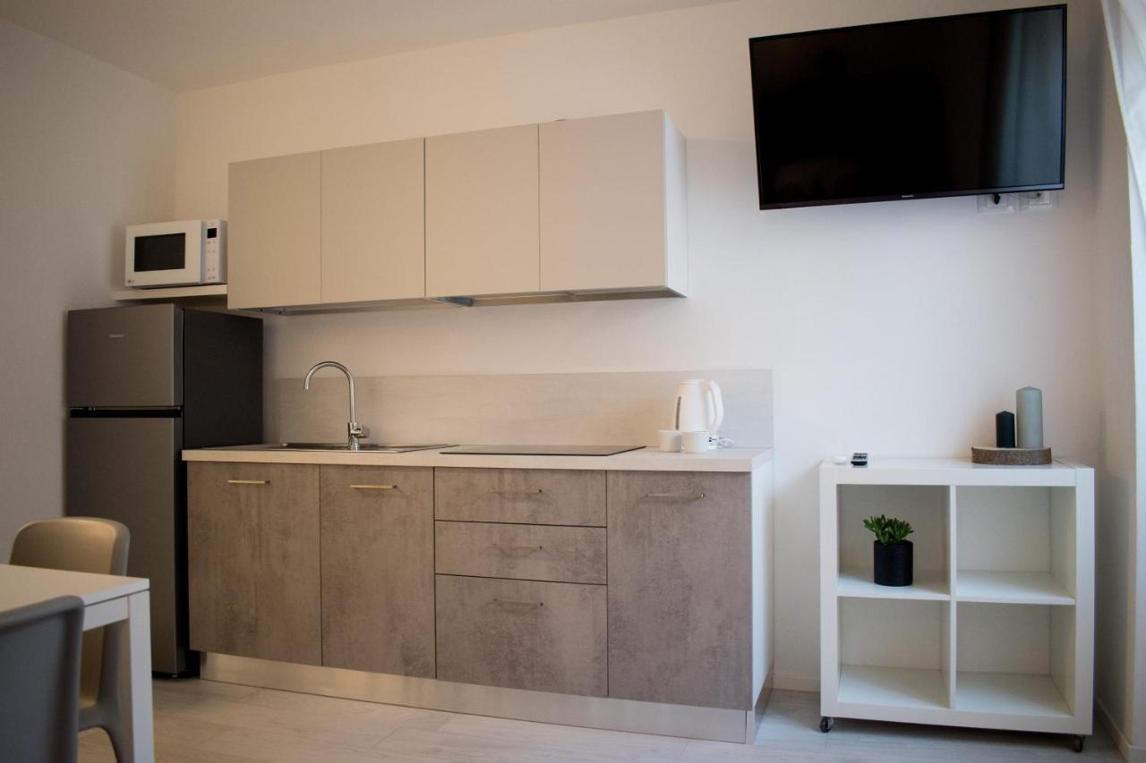 Ca Rita Apartments Малчезине Екстериор снимка