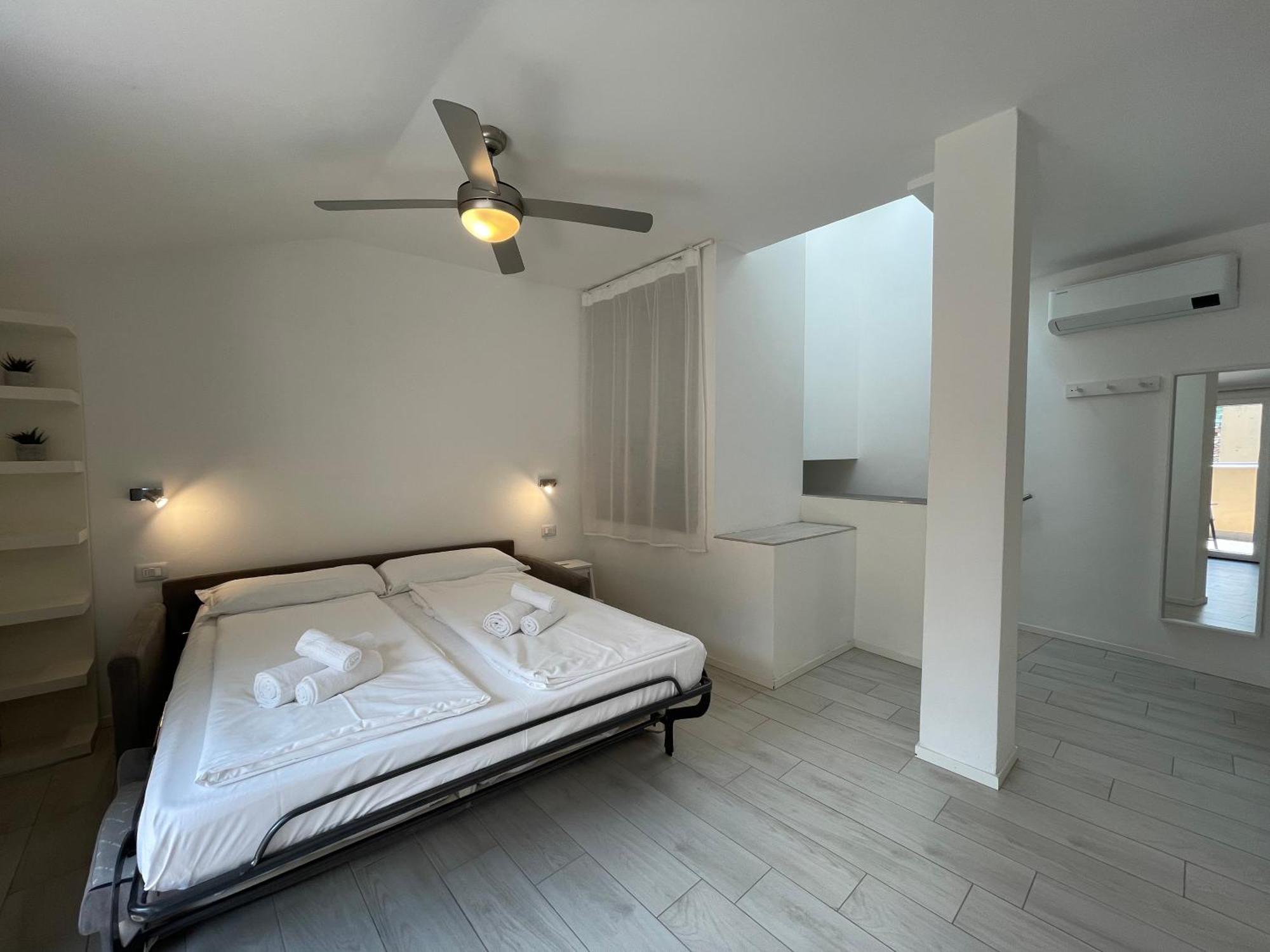 Ca Rita Apartments Малчезине Екстериор снимка