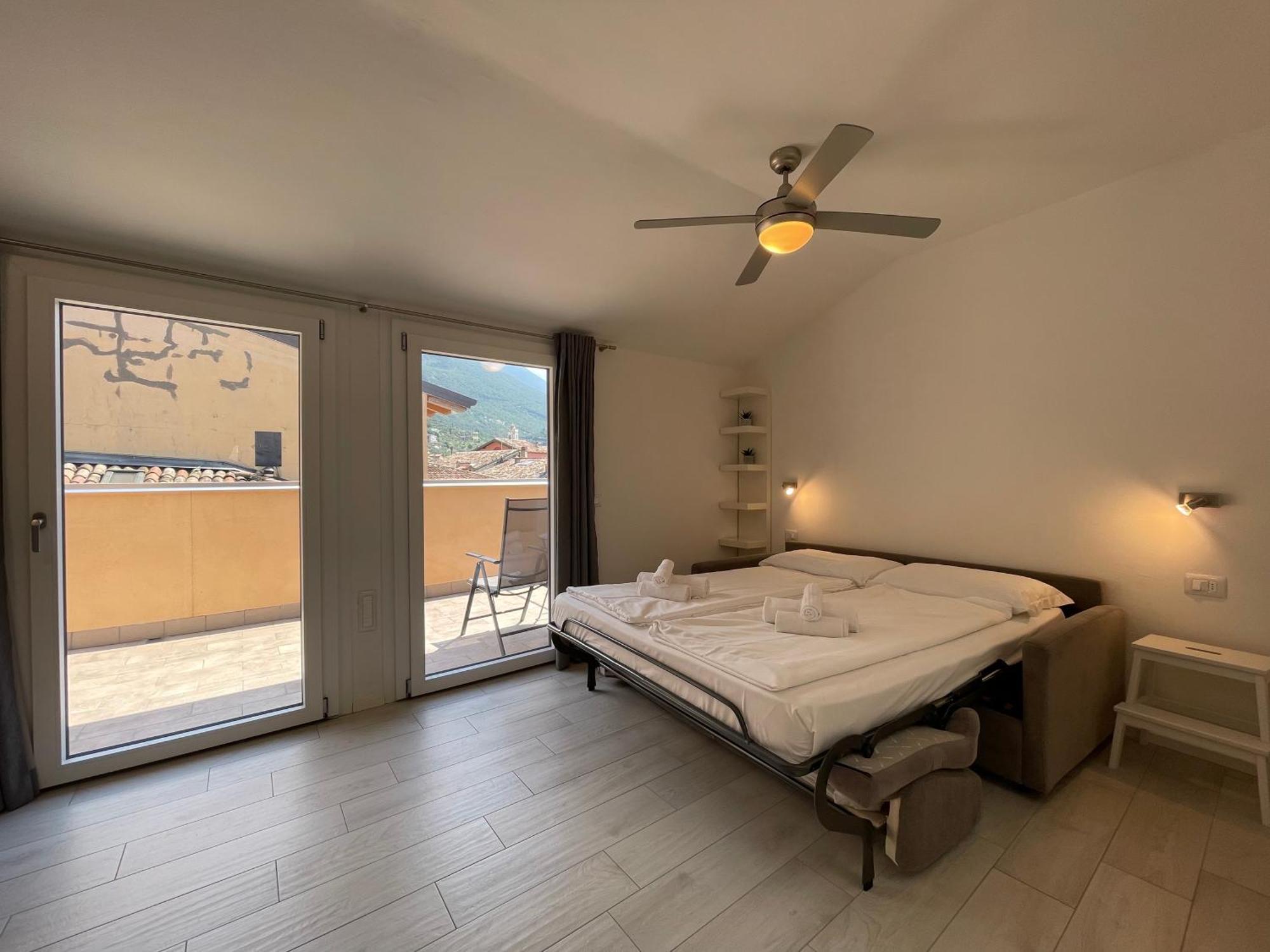 Ca Rita Apartments Малчезине Екстериор снимка
